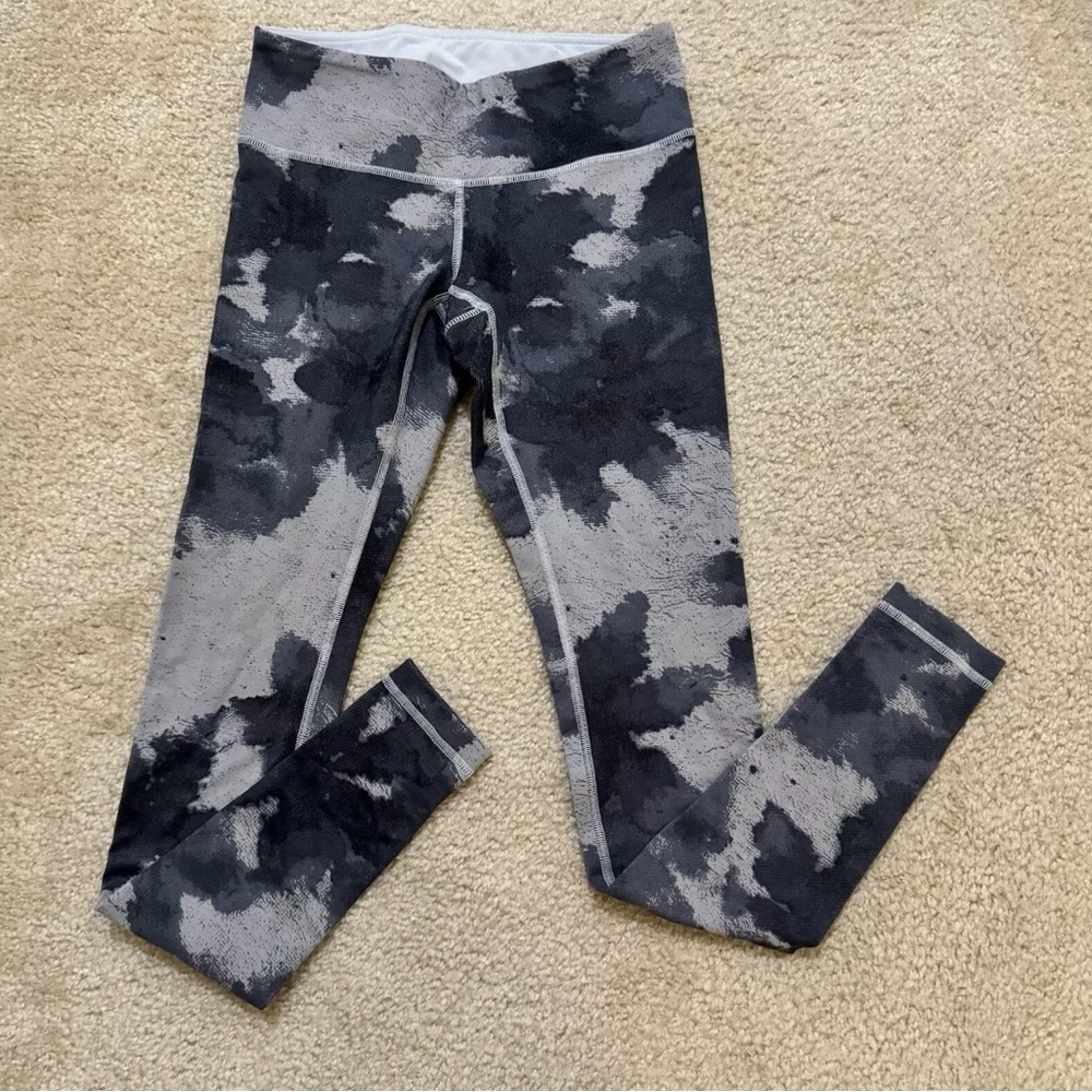 Lululemon Women Wunder Under Pants (Print) Floral Platoon Silver Spoon